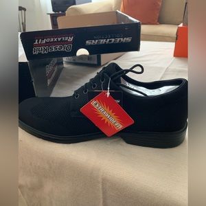 Sketchers Mens Dress Knit Shoes NWT